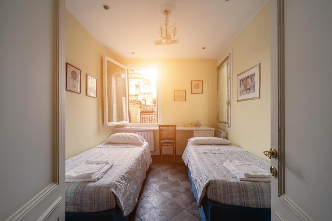 Residenza Colombina Apartment Venice Ngoại thất bức ảnh